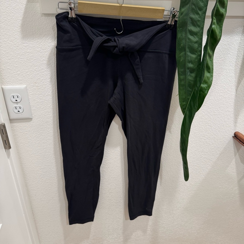 Lululemon align Black Tie-Waist Leggings size 8